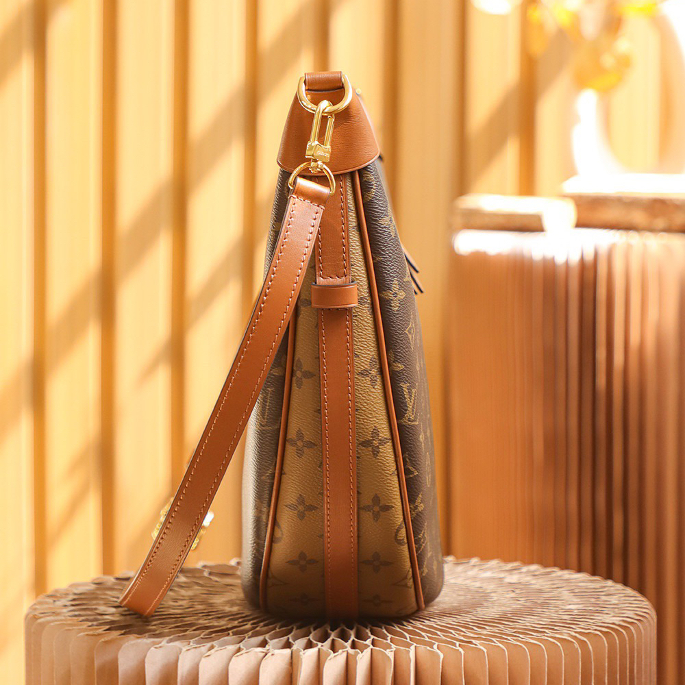Lv -Loop Hobo -38cm