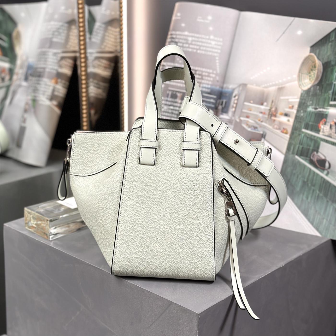 Loewe-Hammock-20.8cm