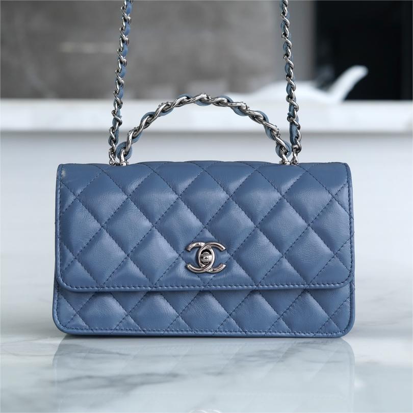 Chanel -24K Flap Bag-18.5cm