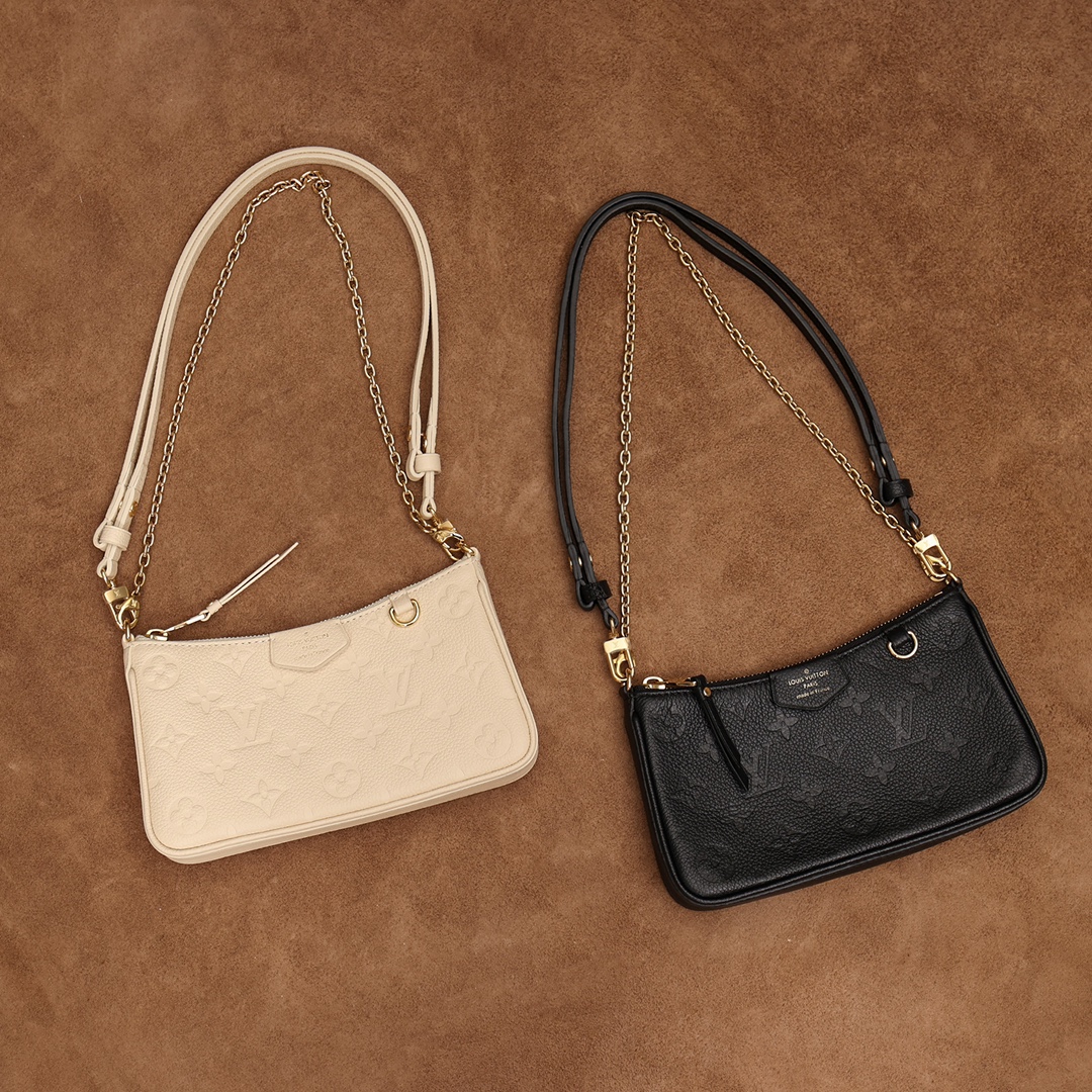 Lv Easy pouch on strap-19cm