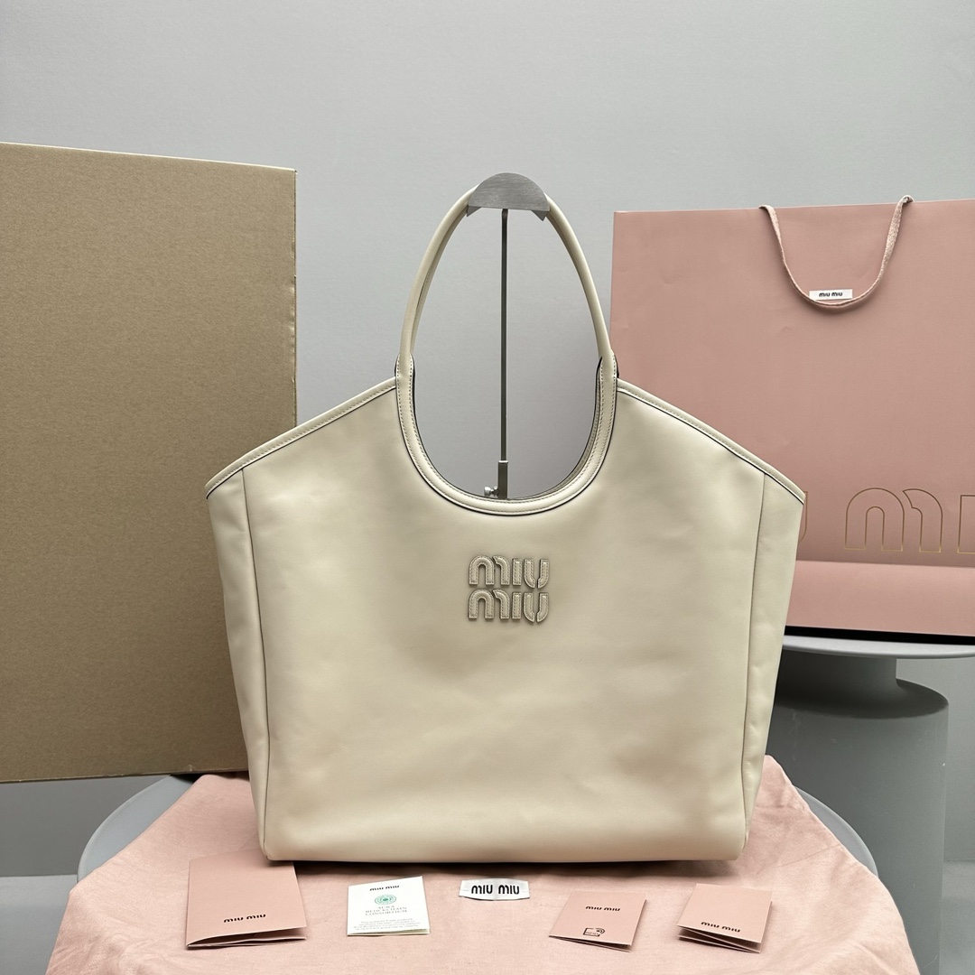 MiuMiu-Hobo-38cm
