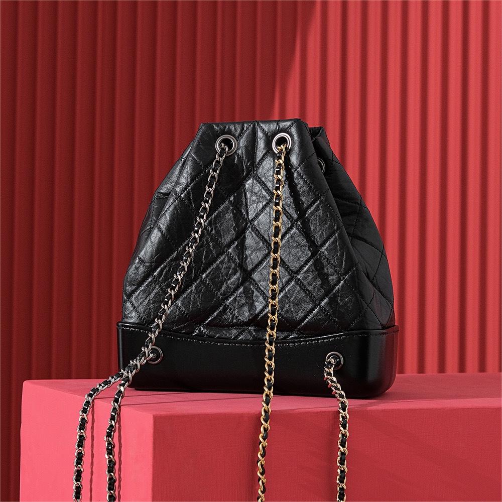 Chanel- Gabrielle hobo bag-23cm