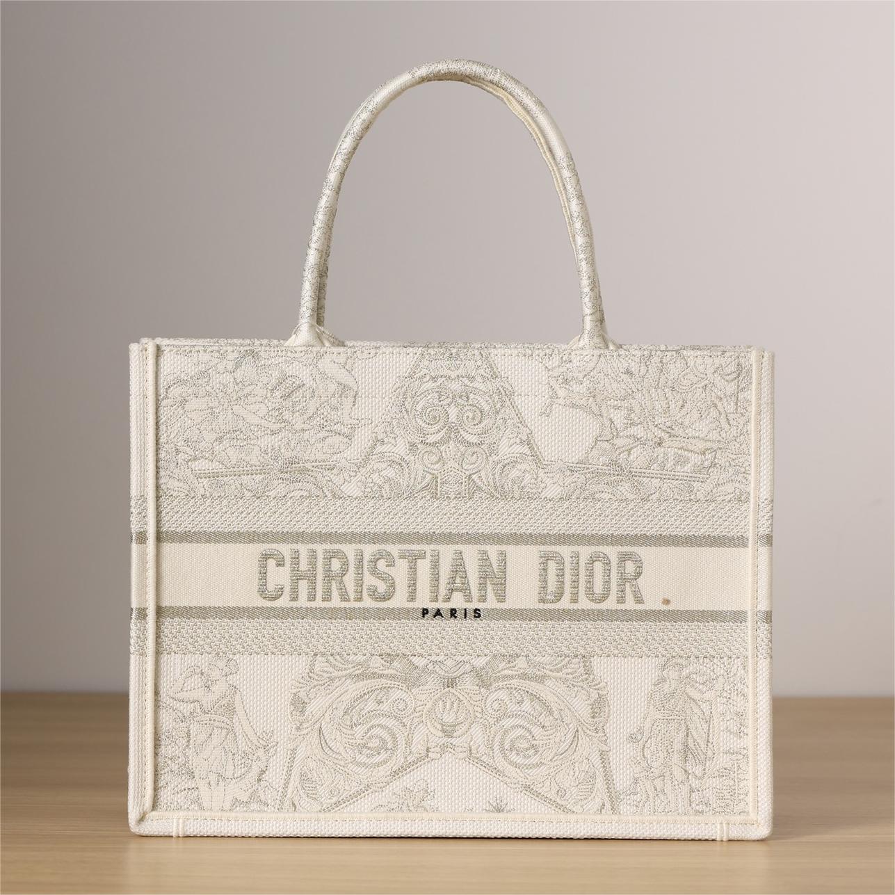 Dior-Book tote-36cm