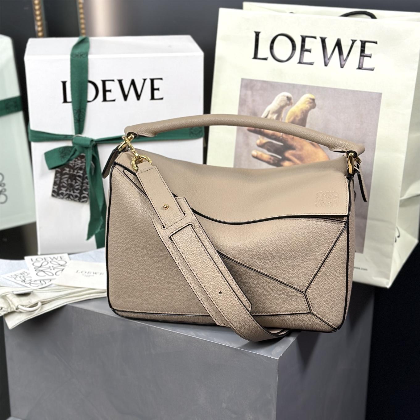 Loewe-Puzzle-29cm