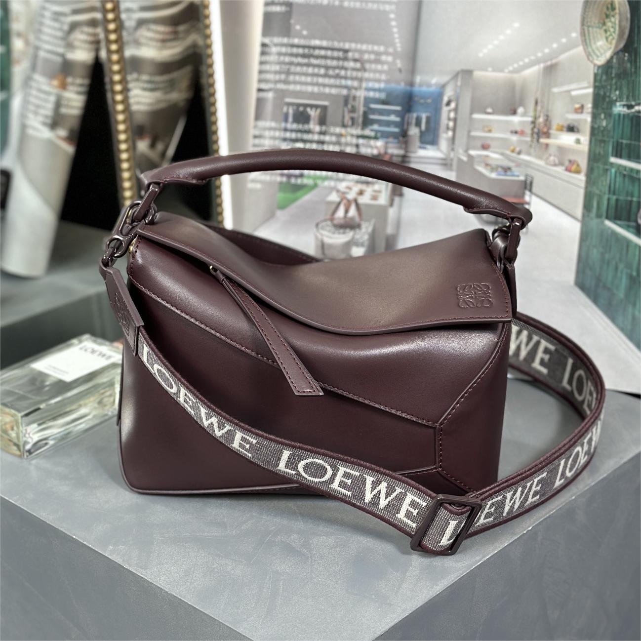 Loewe-Puzzle-24cm