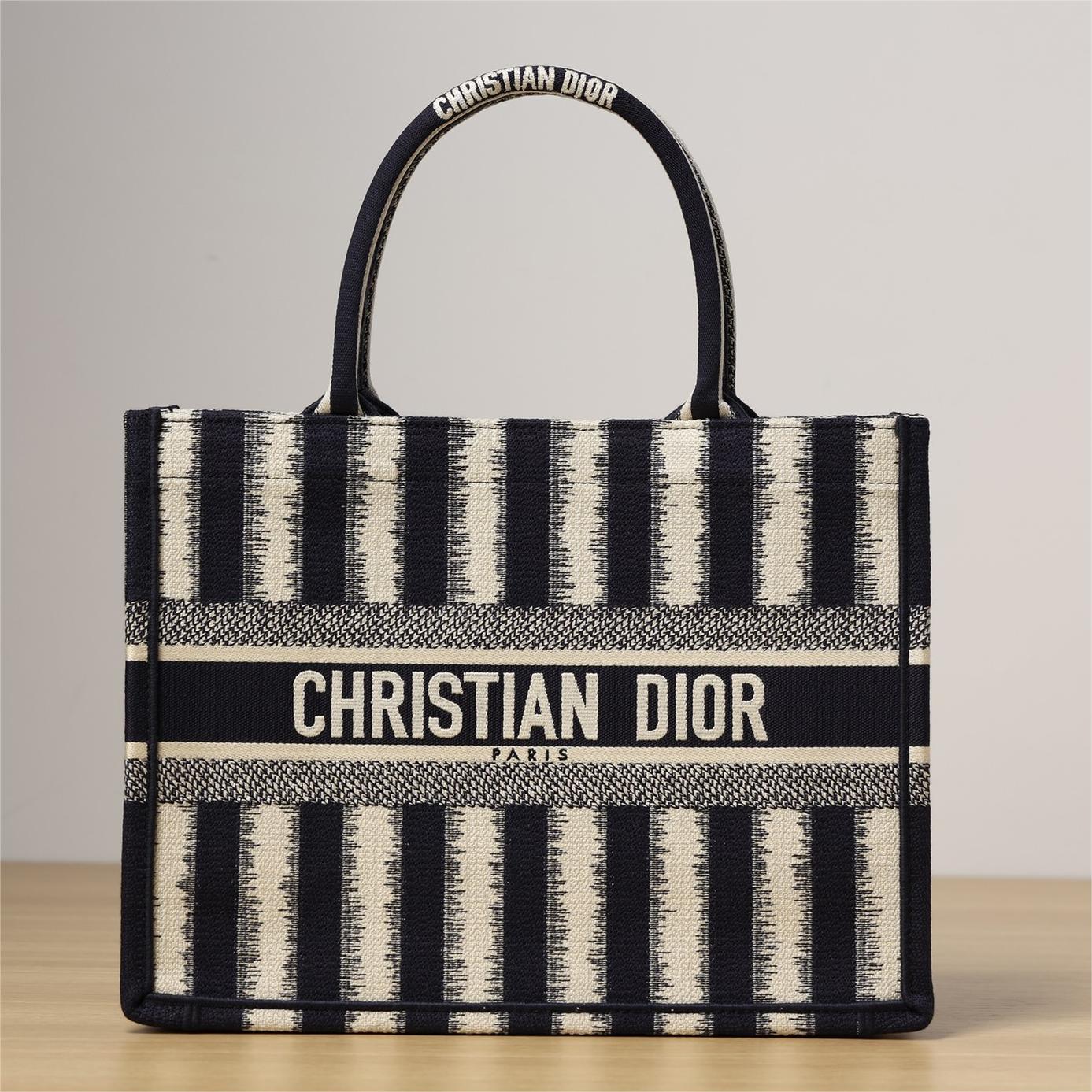 Dior-Book tote-36cm
