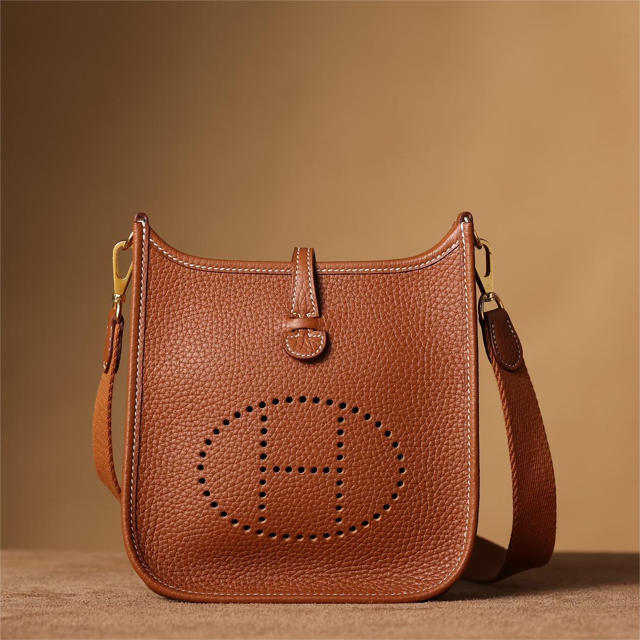 Hermes-Evelyne-16cm