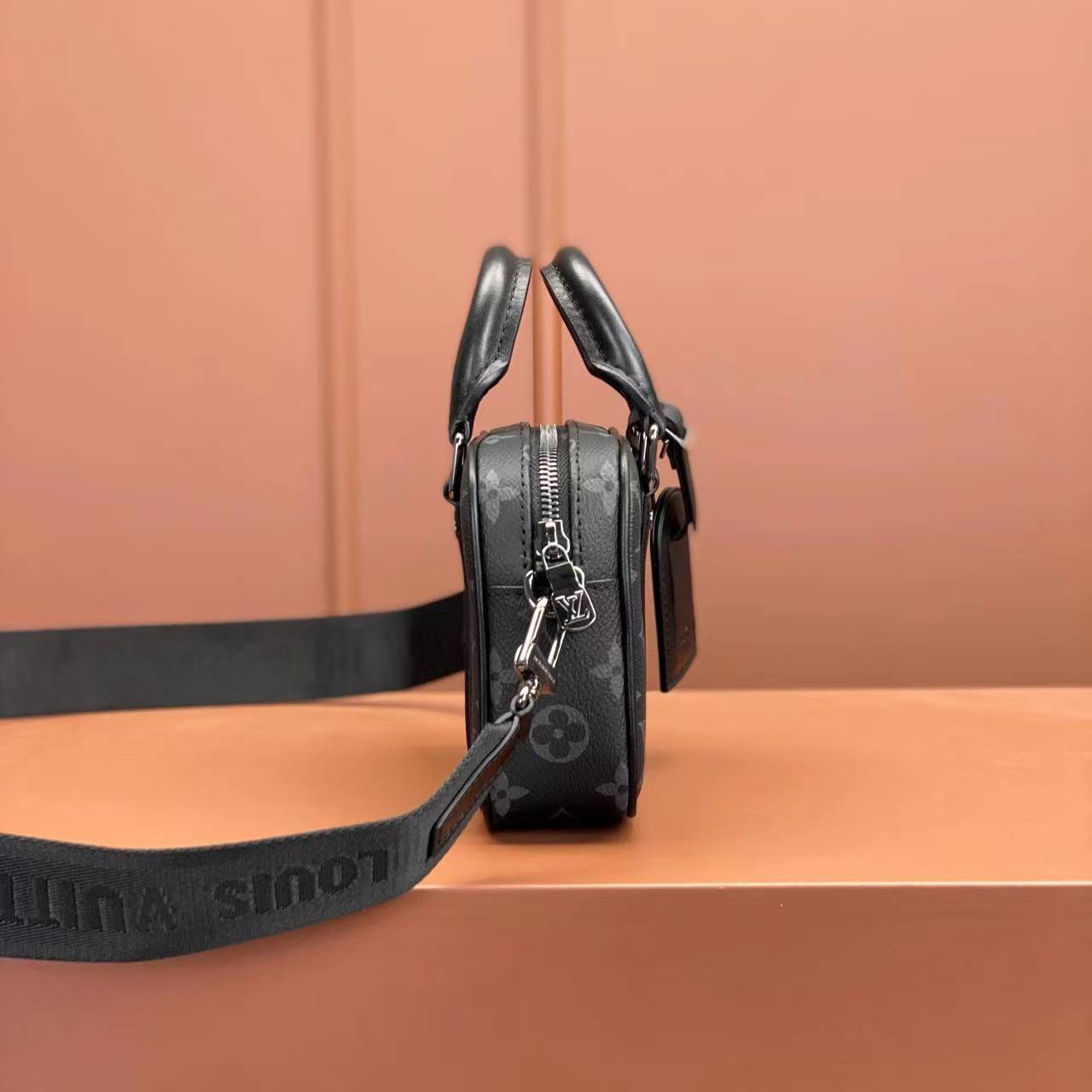 Lv -Nano Porte Documents Voyage-20cm