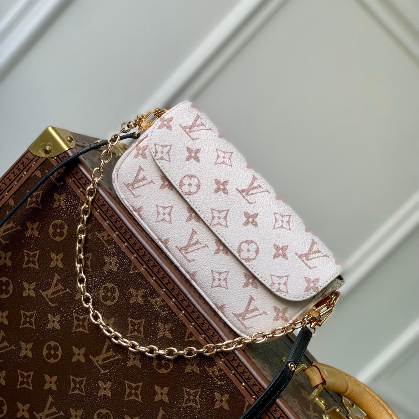 Lv- wallet on chain ivy-23.5cm