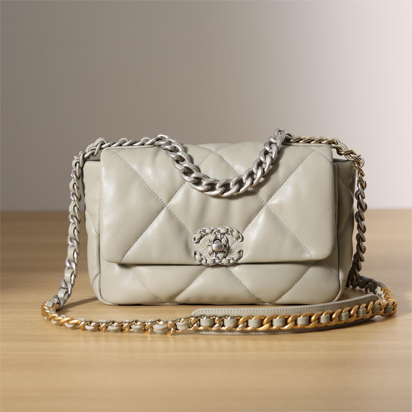 Chanel -19 Bag -26cm