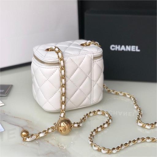 Chanel -Mini Box bag-11cm