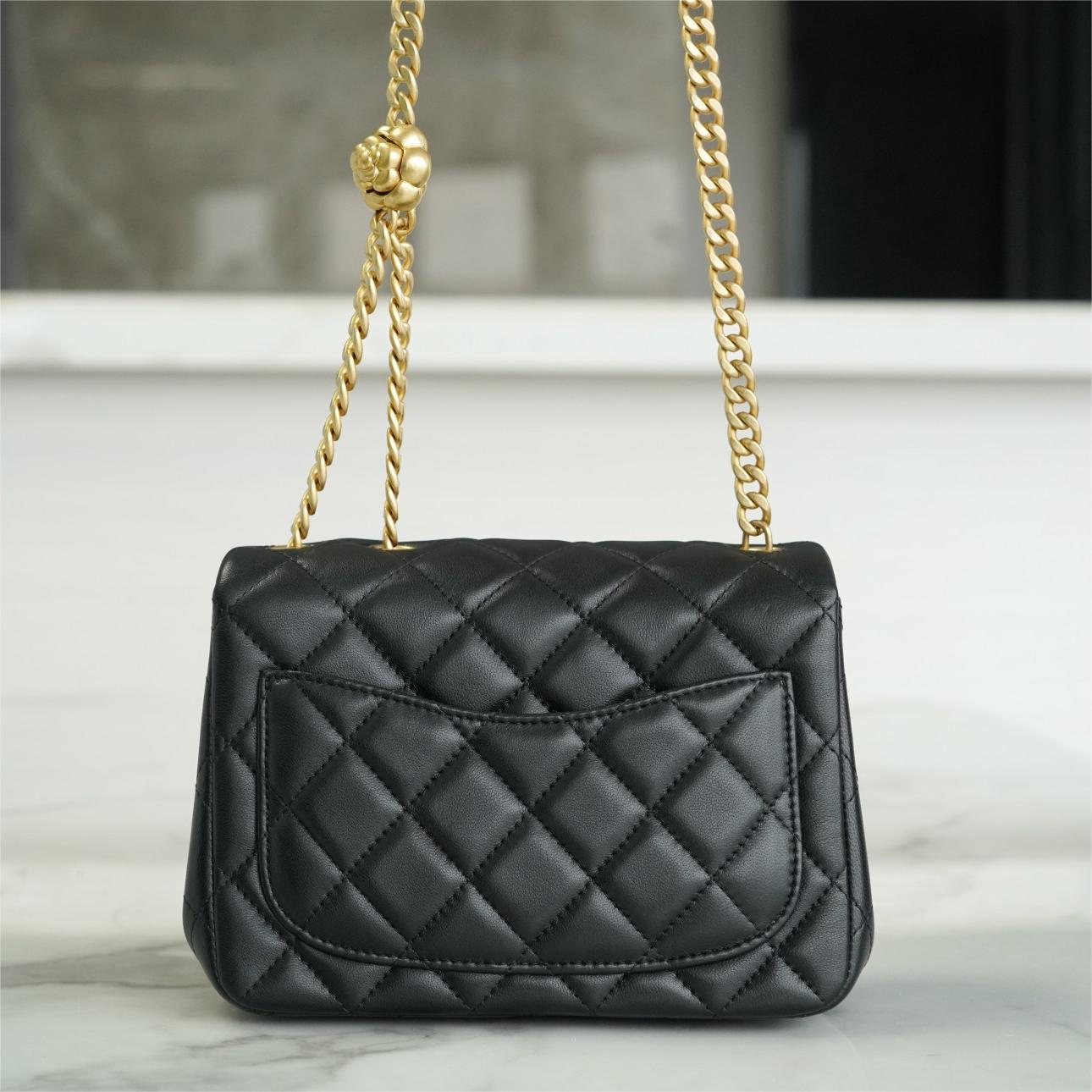Chanel 23S Classic Flap -18cm