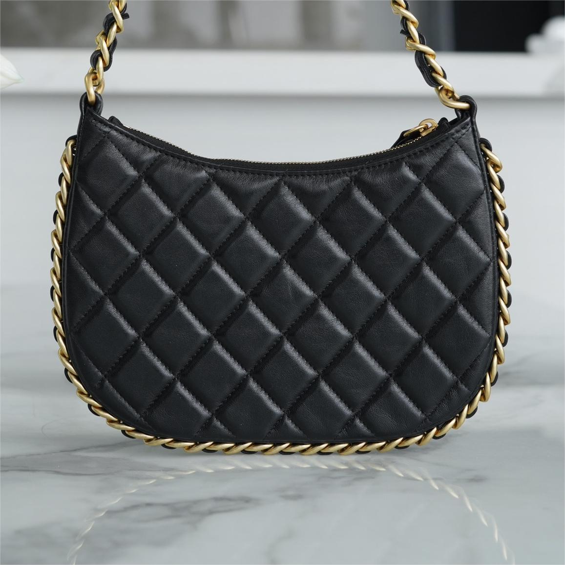 Chanel -23B hobo-29cm