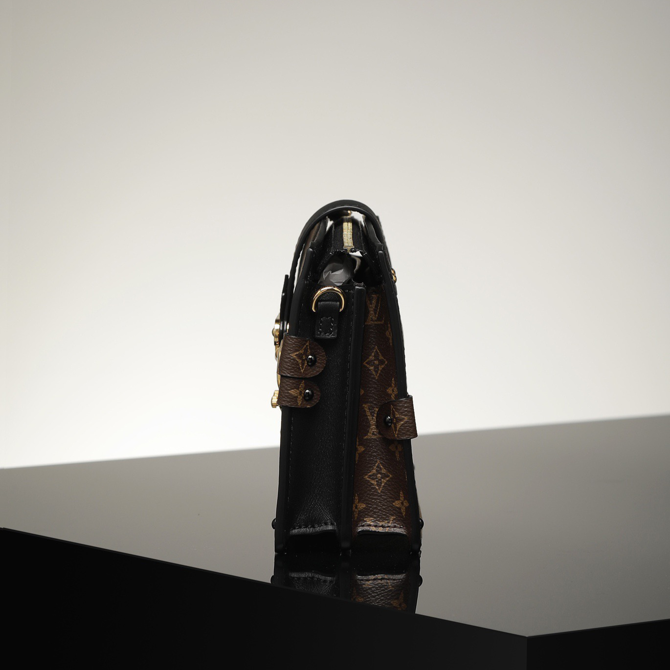 Lv-Trunk Clutch-20cm