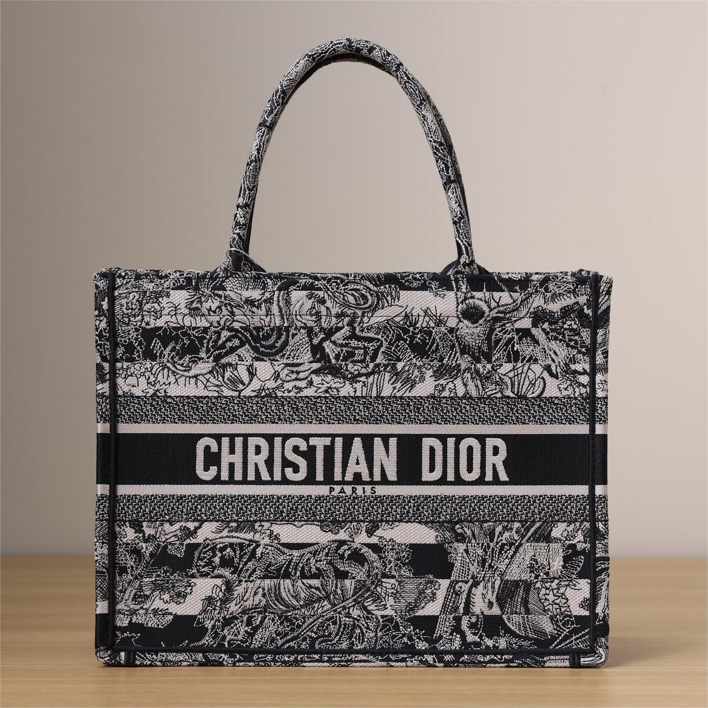 Dior-Book tote-36cm