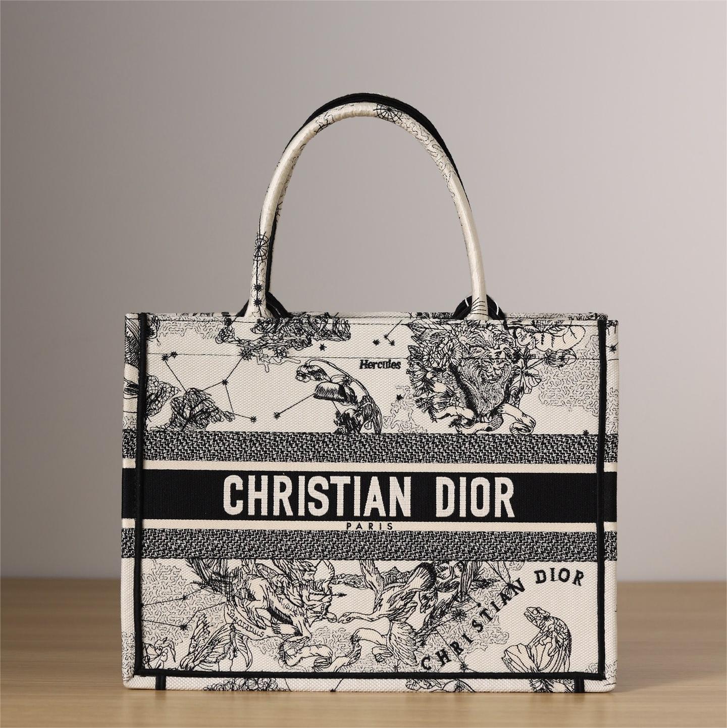 Dior-Book tote-36cm