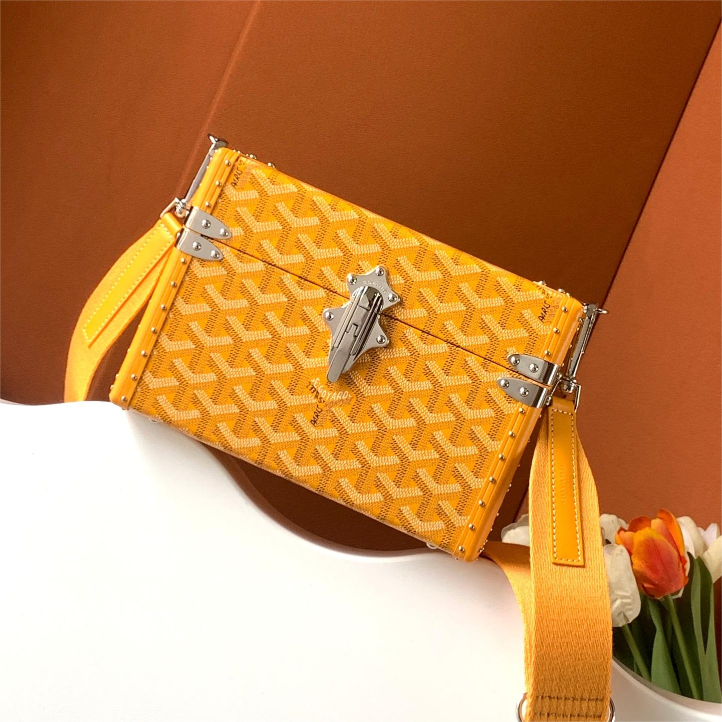 Goyard-Cassette-21cm