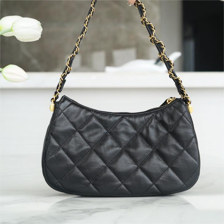 Chanel -23K 19 Hobo-23cm