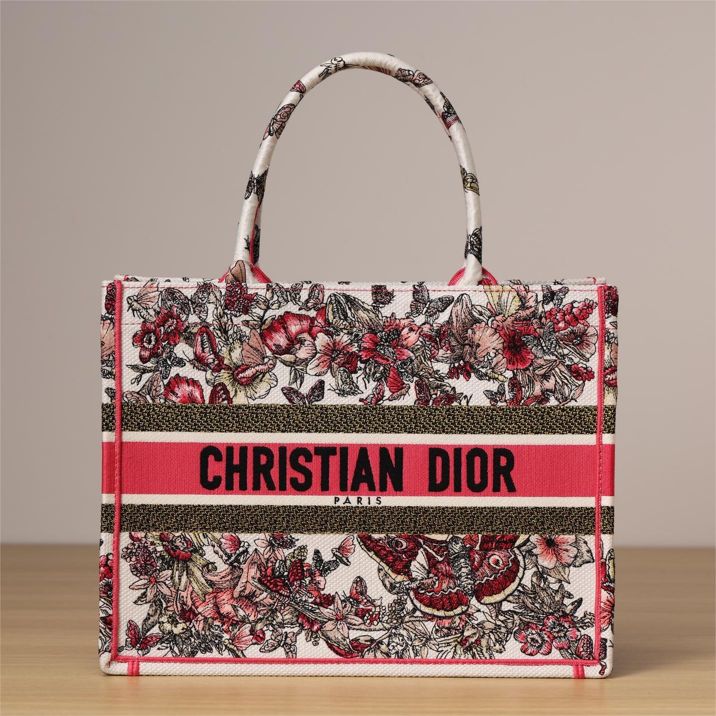 Dior-Book tote-36cm