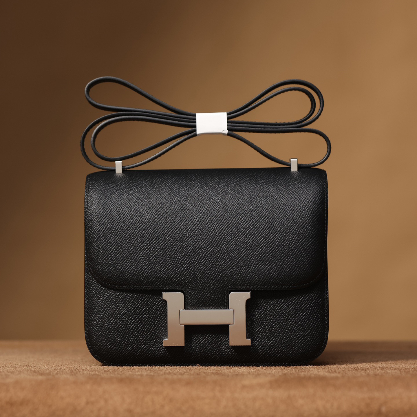 Hermes-Constance-19cm
