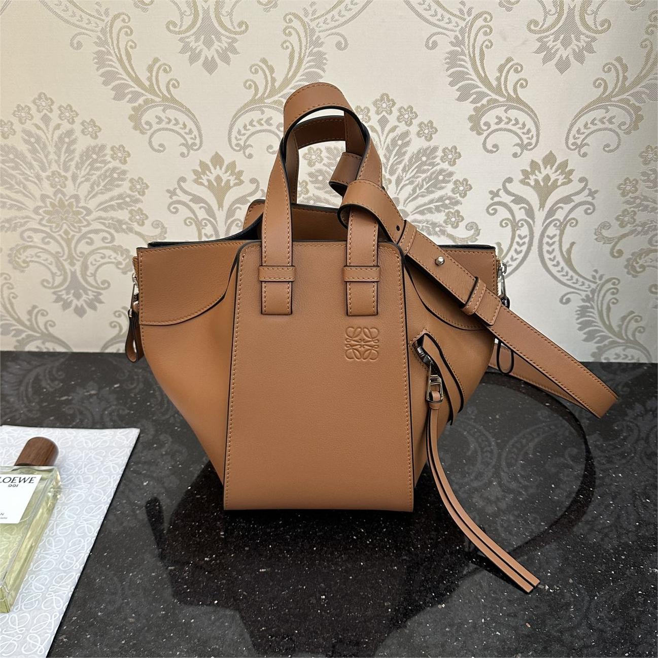 Loewe-Hammock-20.8cm