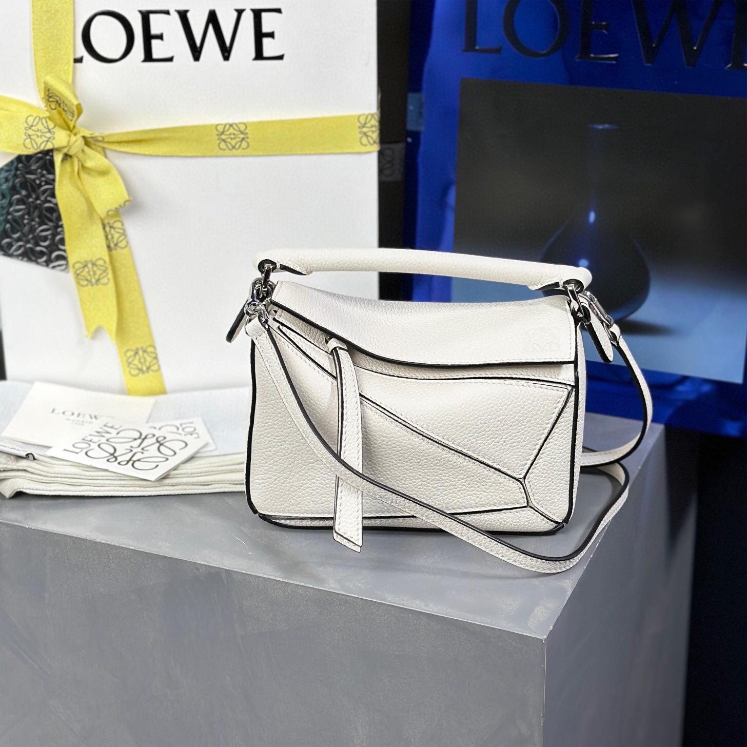 Loewe-Puzzle-24cm