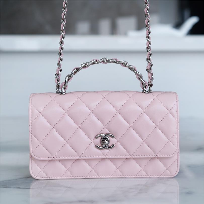Chanel -24K Flap Bag-18.5cm