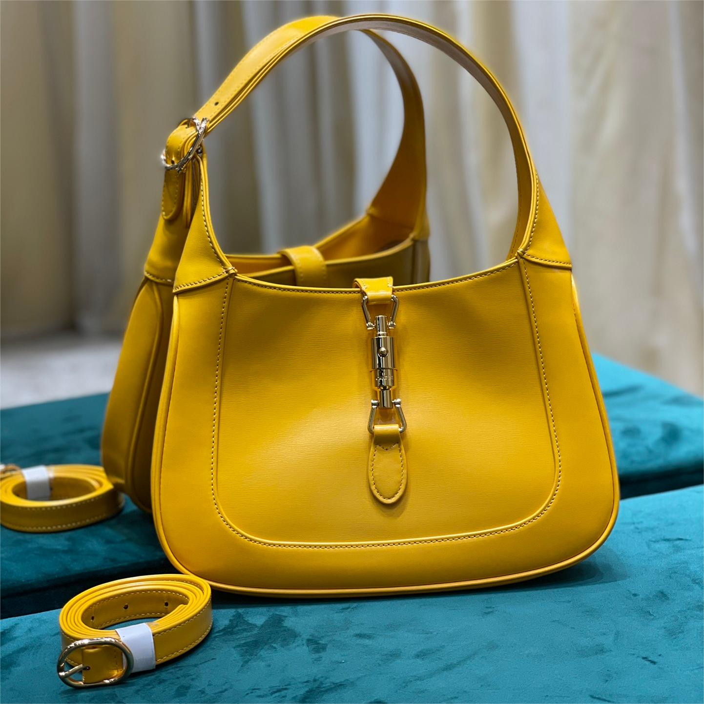 Gucci-Jackie-28cm