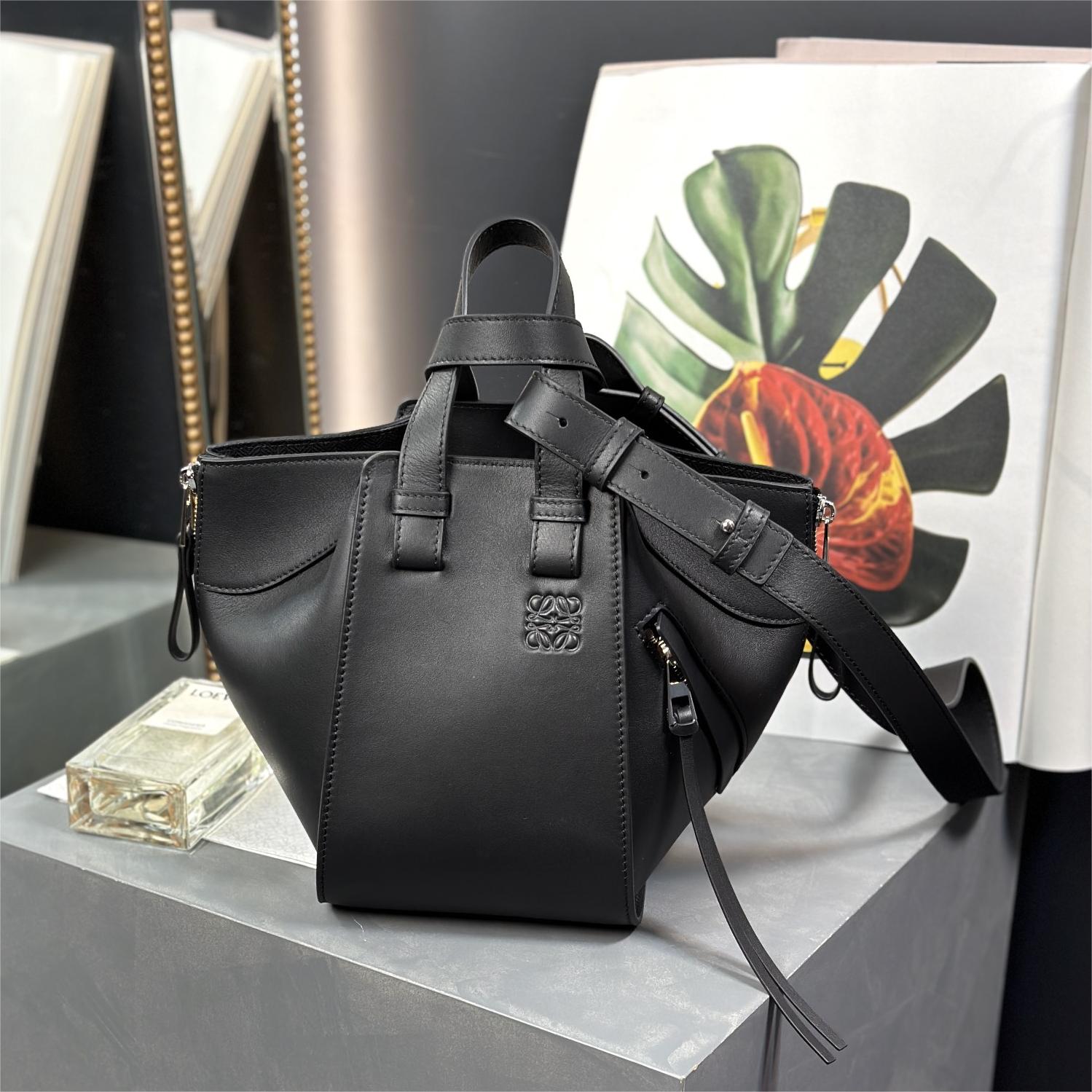 Loewe-Hammock-20.8cm