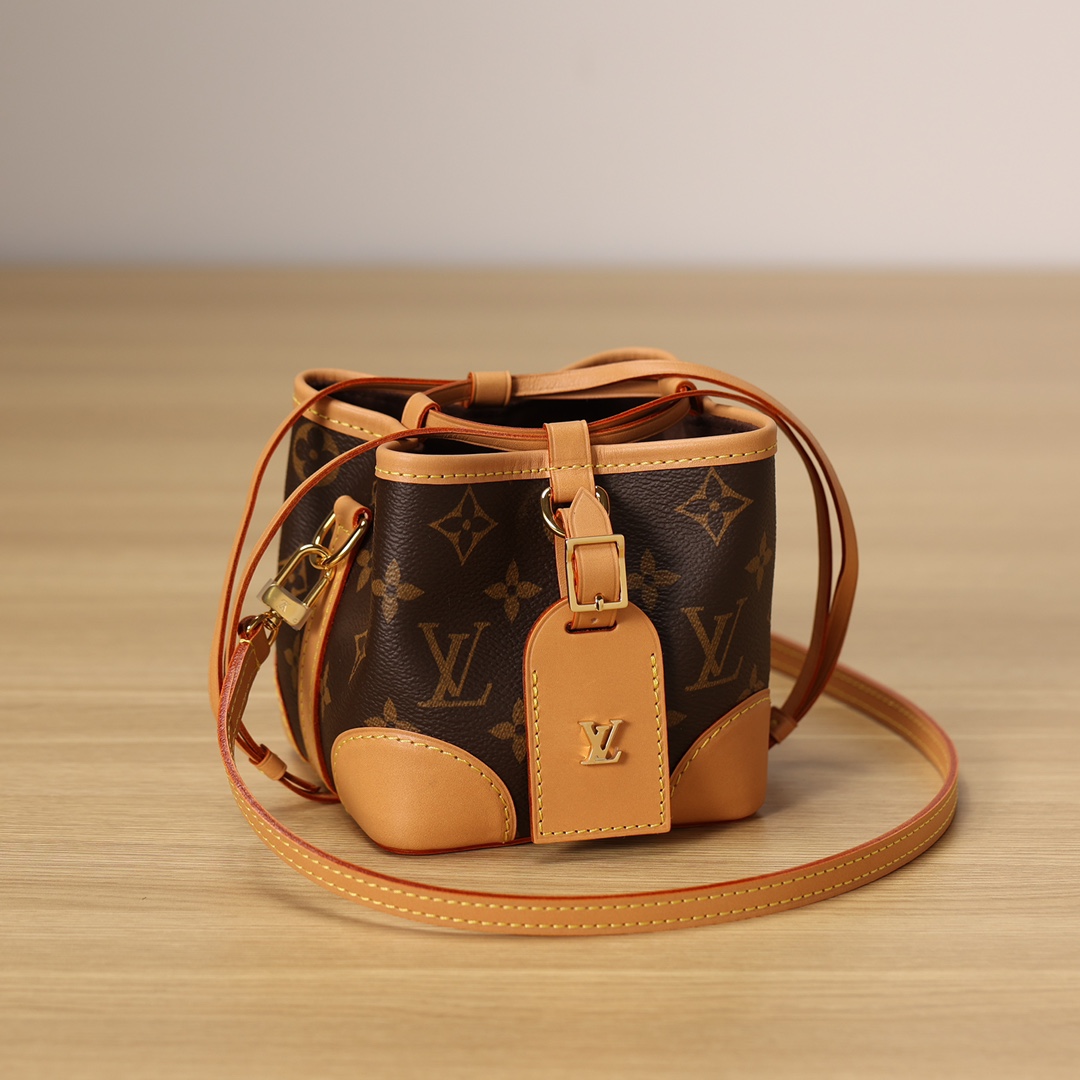 Lv-Noe Purse-11.5cm