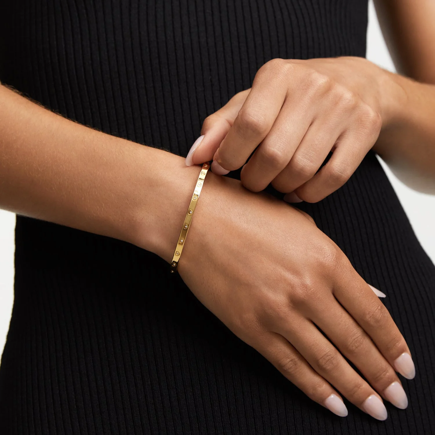 Crystal Heart Bangle (Gold)