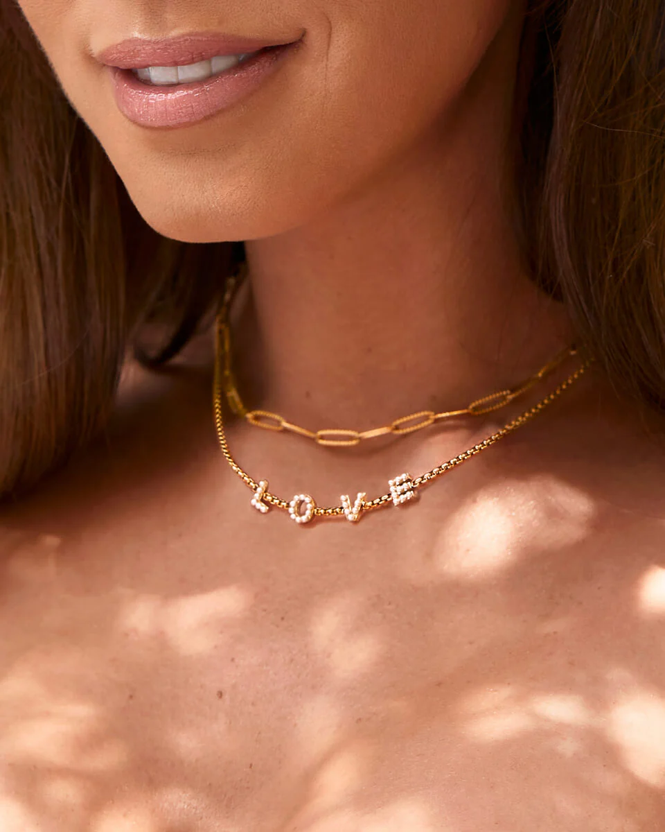 Pearl Custom Name Necklace (Gold)