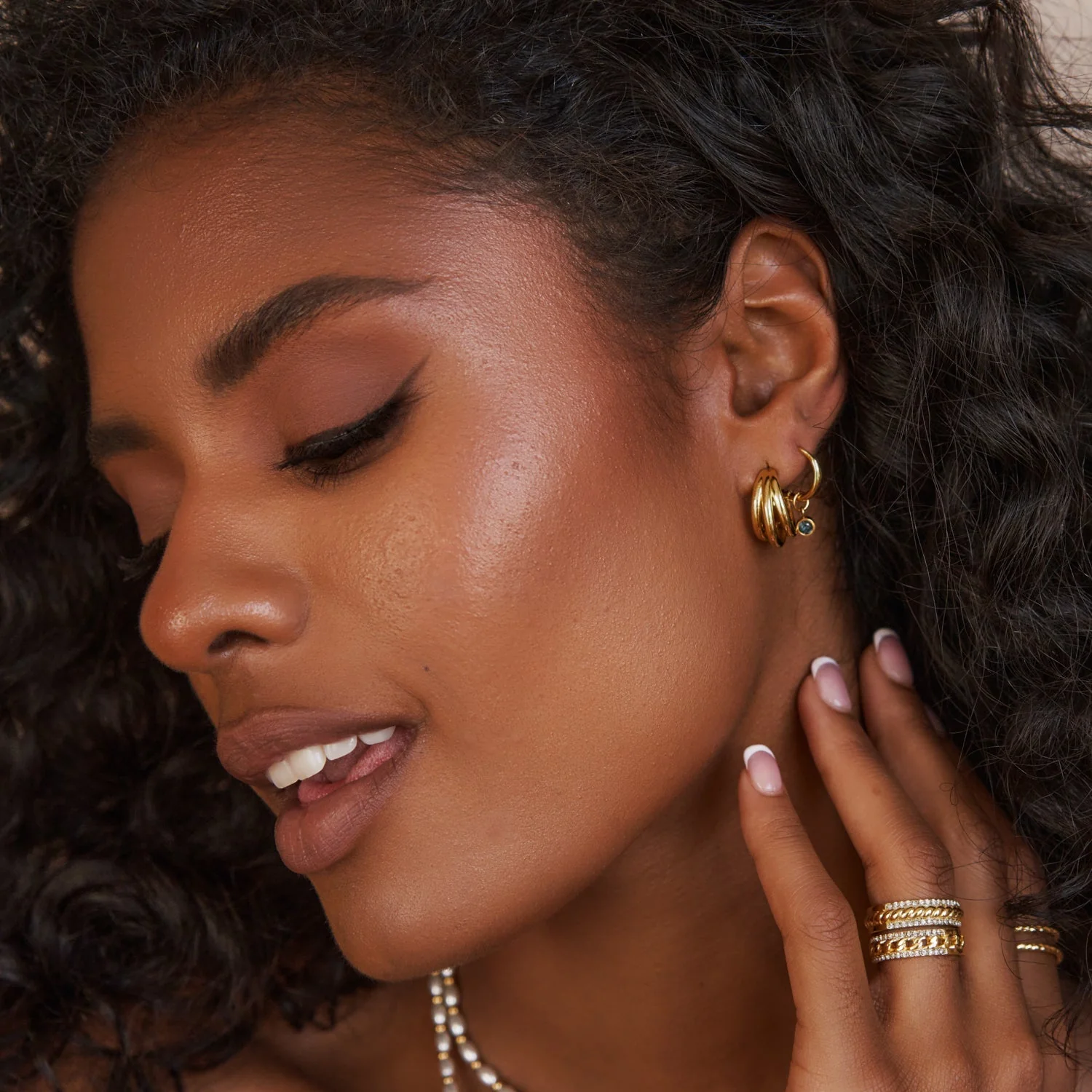 Twisted Band Crystal Ring (Gold)