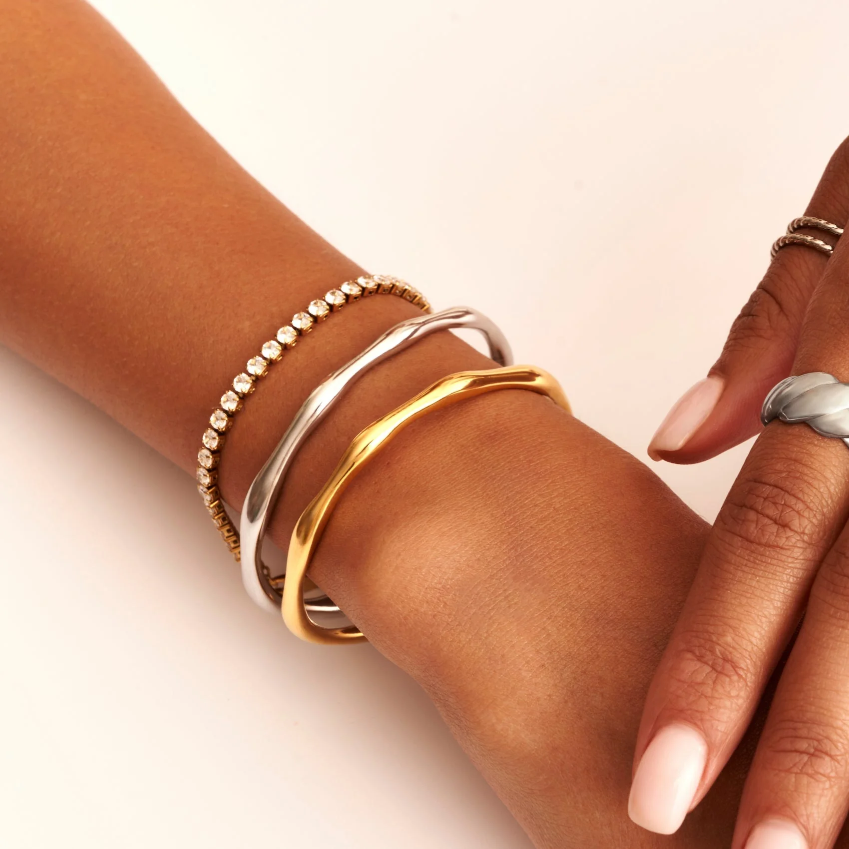 Molten Bangle (Gold)