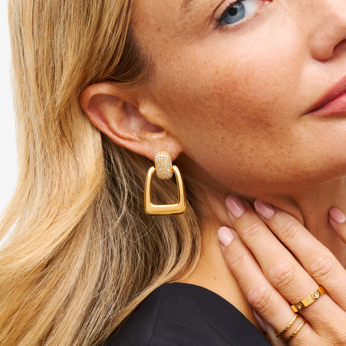Spotlight Pavé Drop Earrings (Gold)