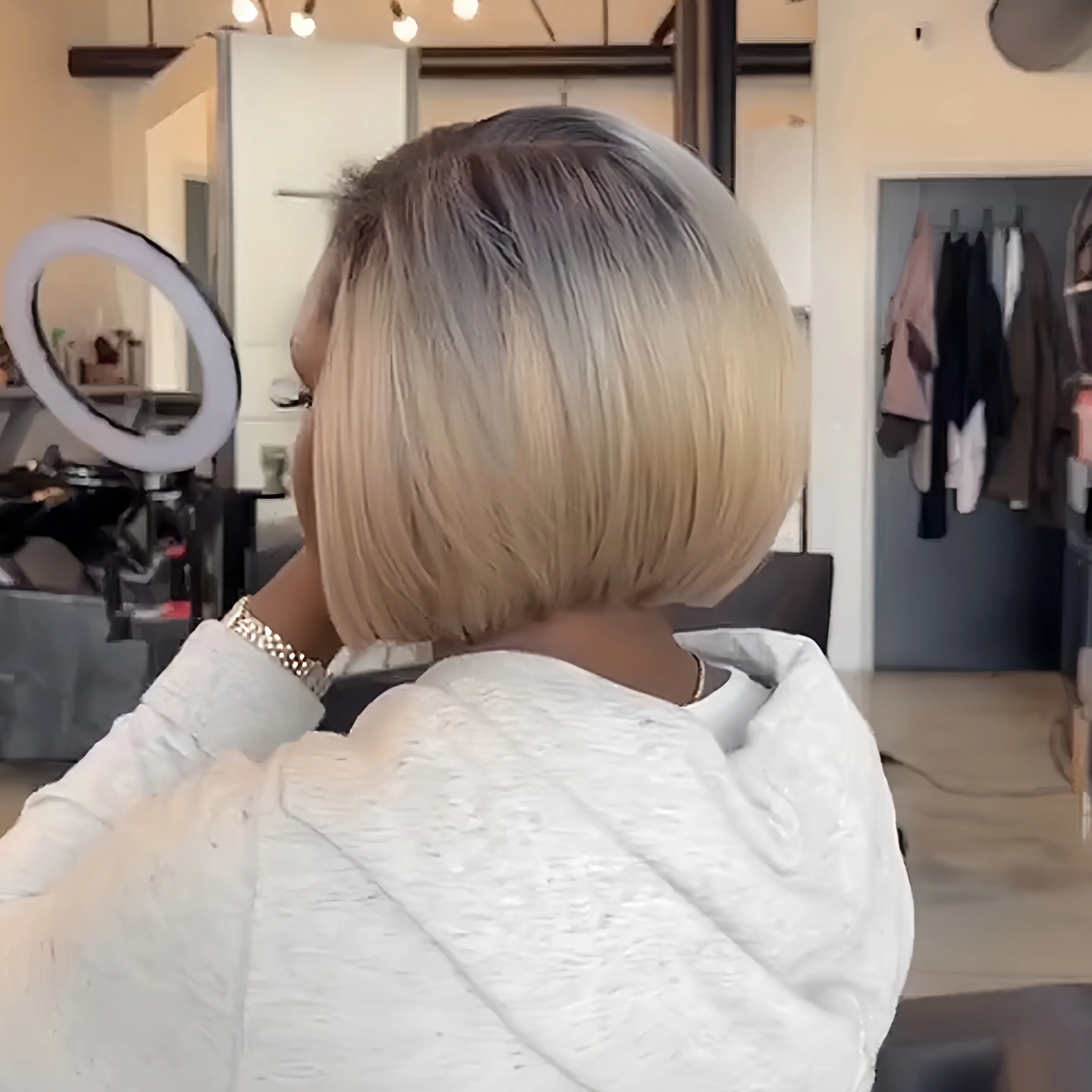 Ombre Ash blonde Side part Realistic Natural 13x4 Lace Frontal bob wig