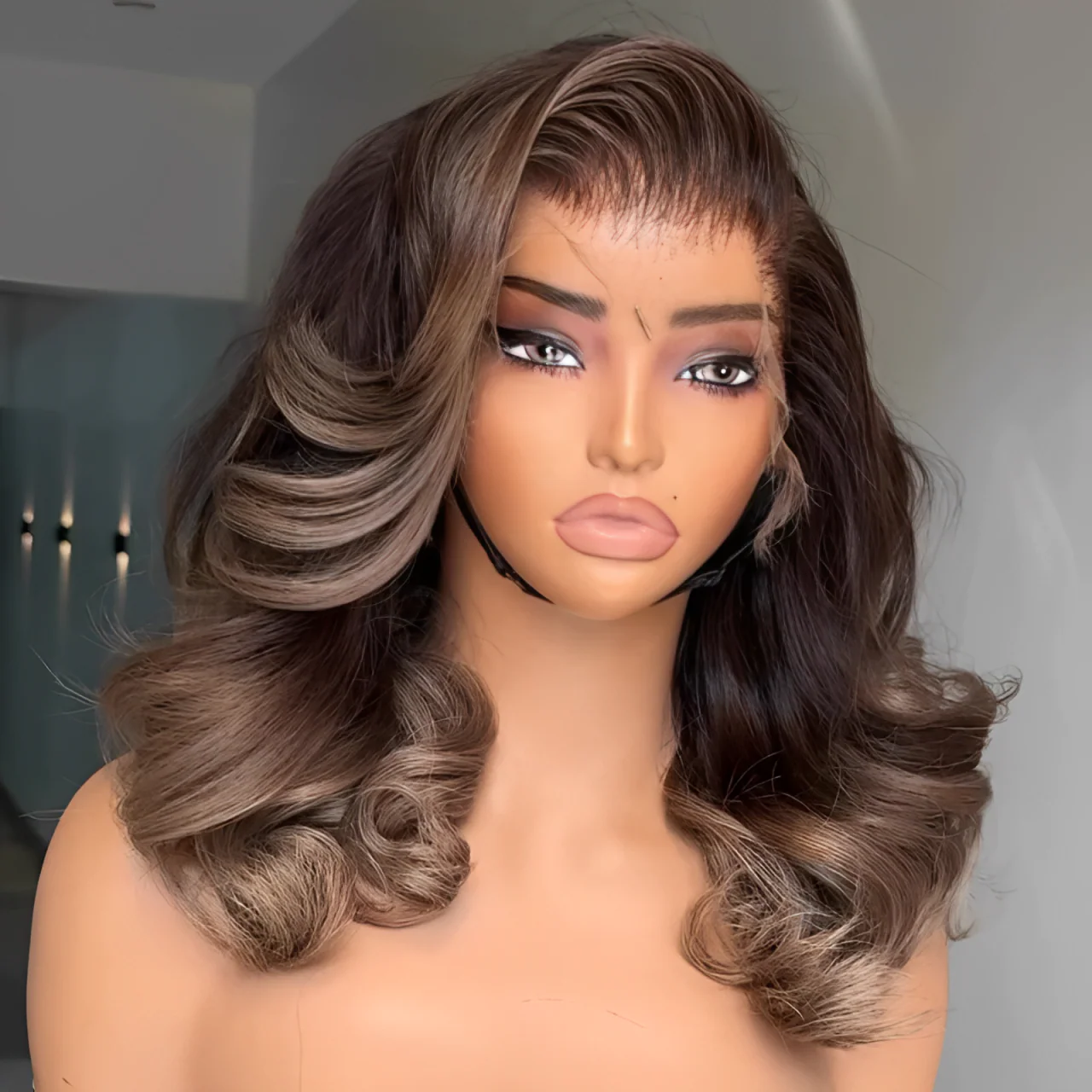 Brown With Blonde Highlight Wavy Layered Cut 13��4 Lace Frontal Wig