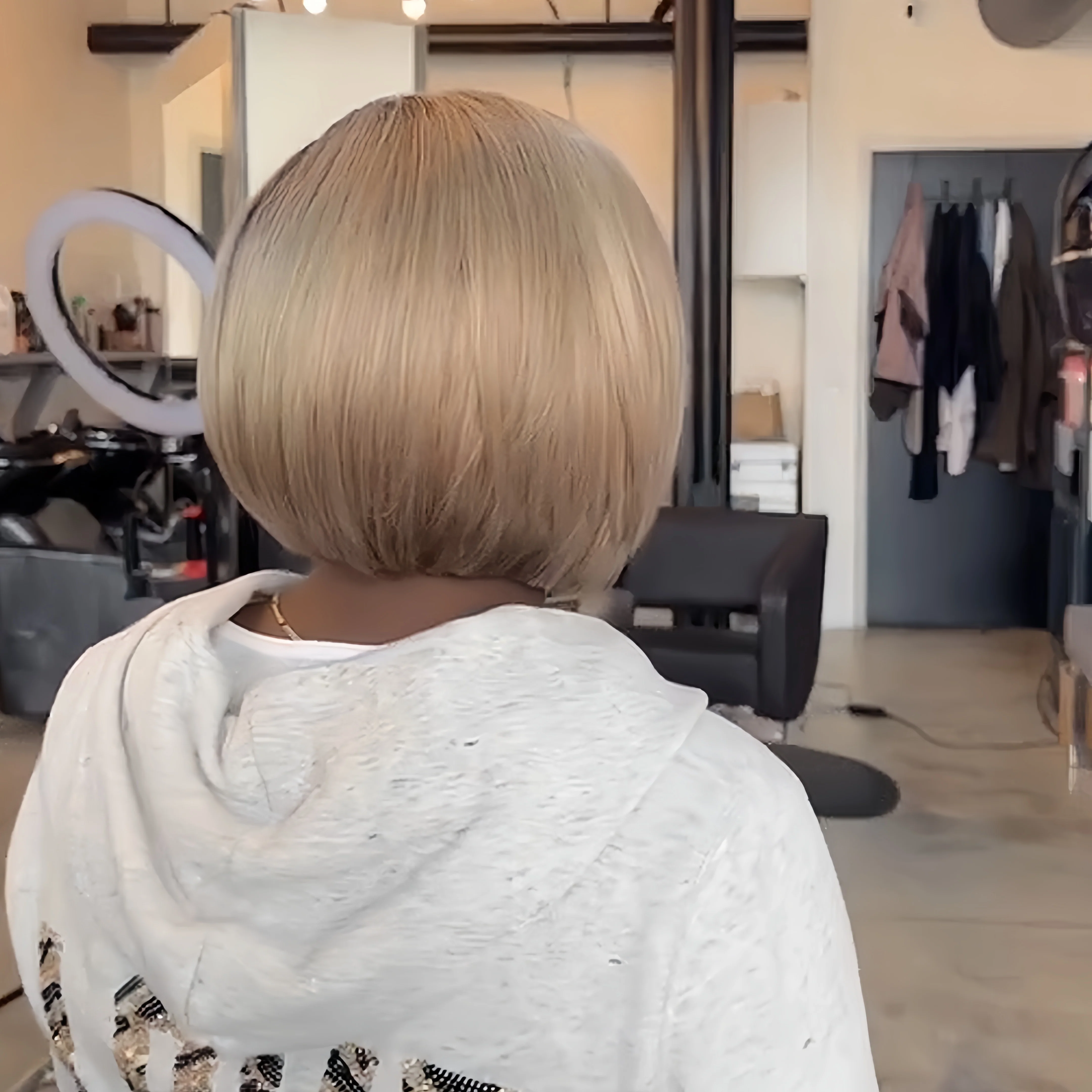 Ombre Ash blonde Side part Realistic Natural 13x4 Lace Frontal bob wig