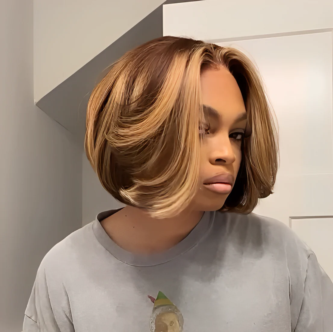 Brown With Blonde Highlights Wavy Bob Lace Closure Wig