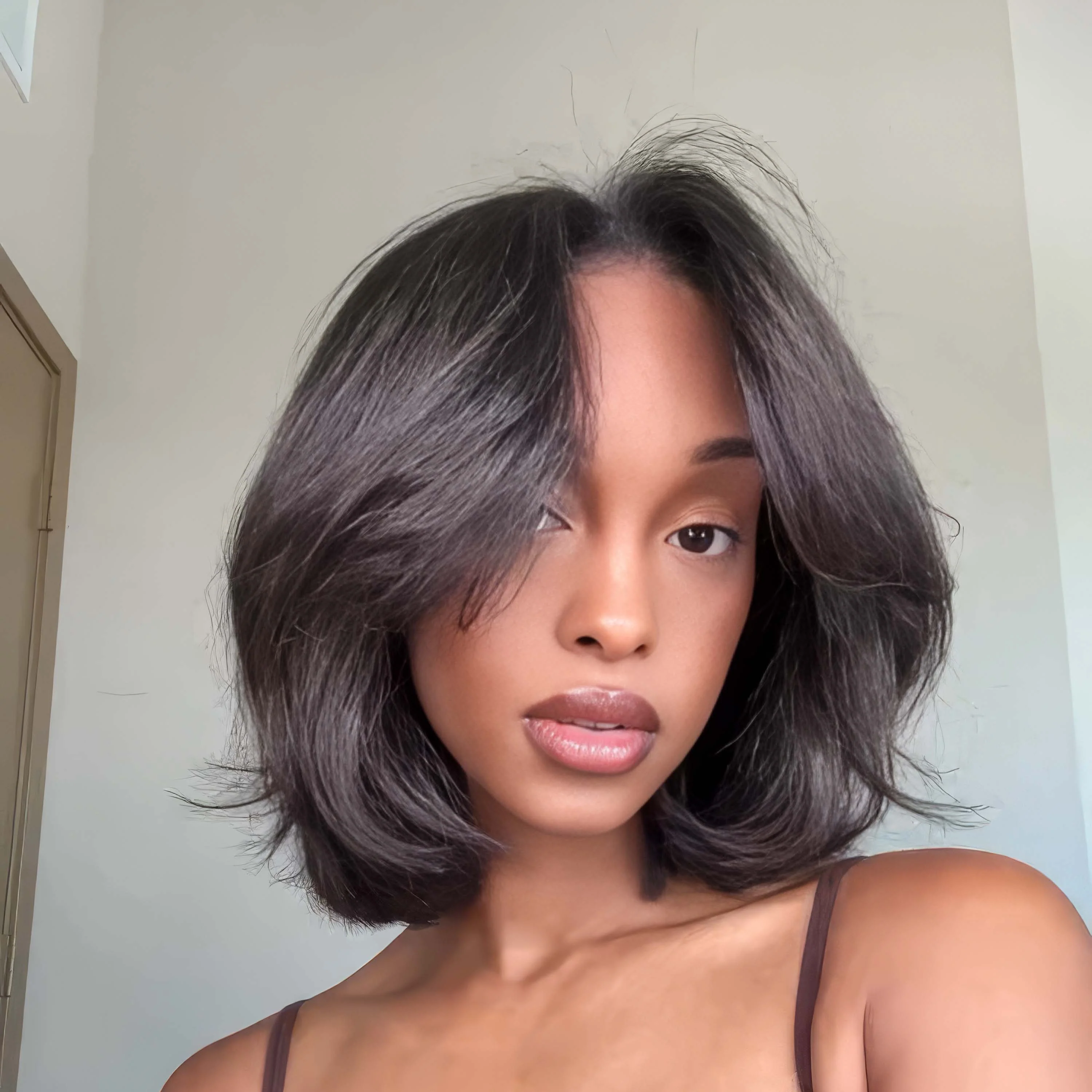 Natural Kinky Straight Layered Blowout Bob Wig