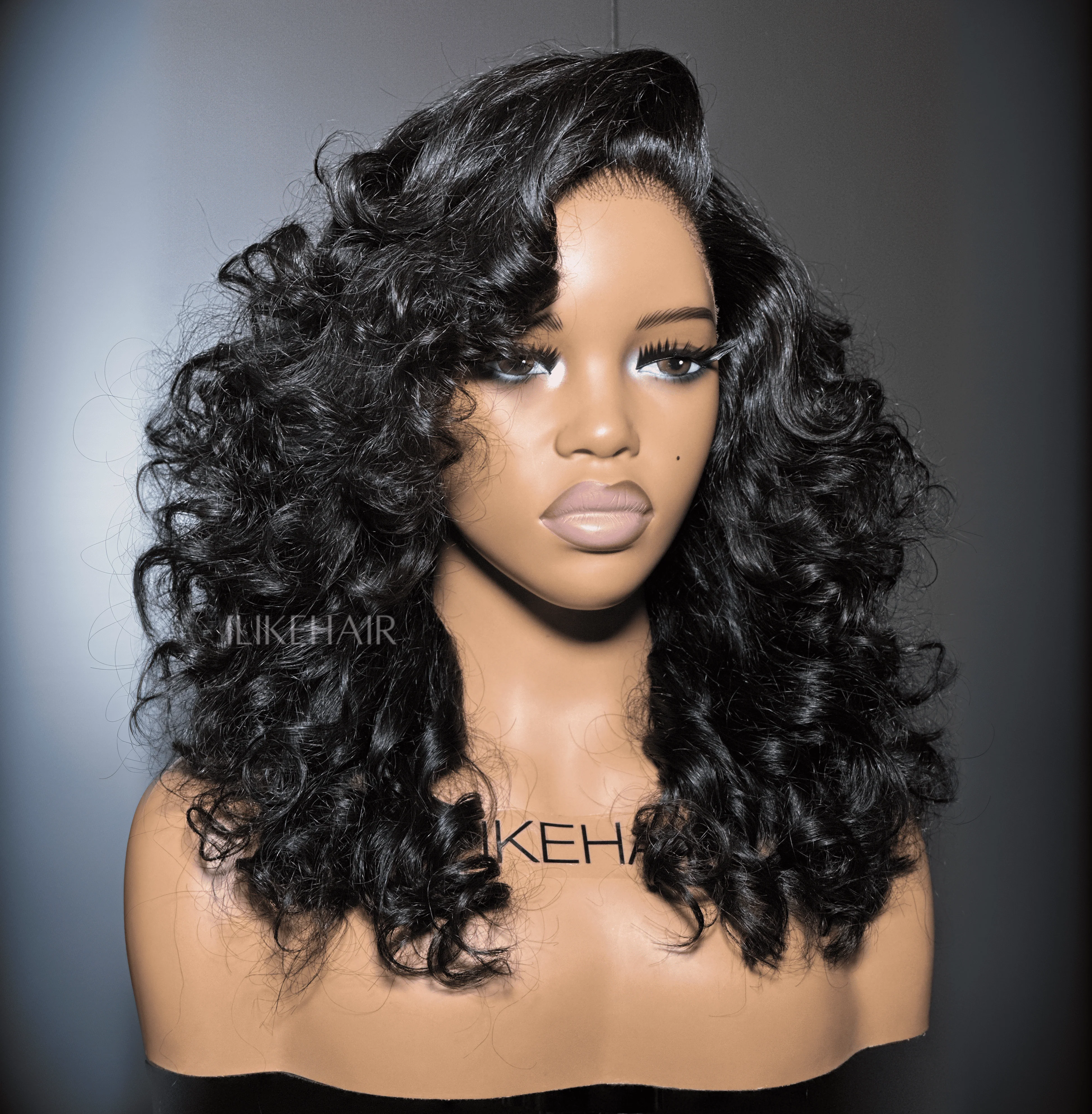 Natural Loose Bouncy Curly Human Hair 13��4 Lace Frontal Wig