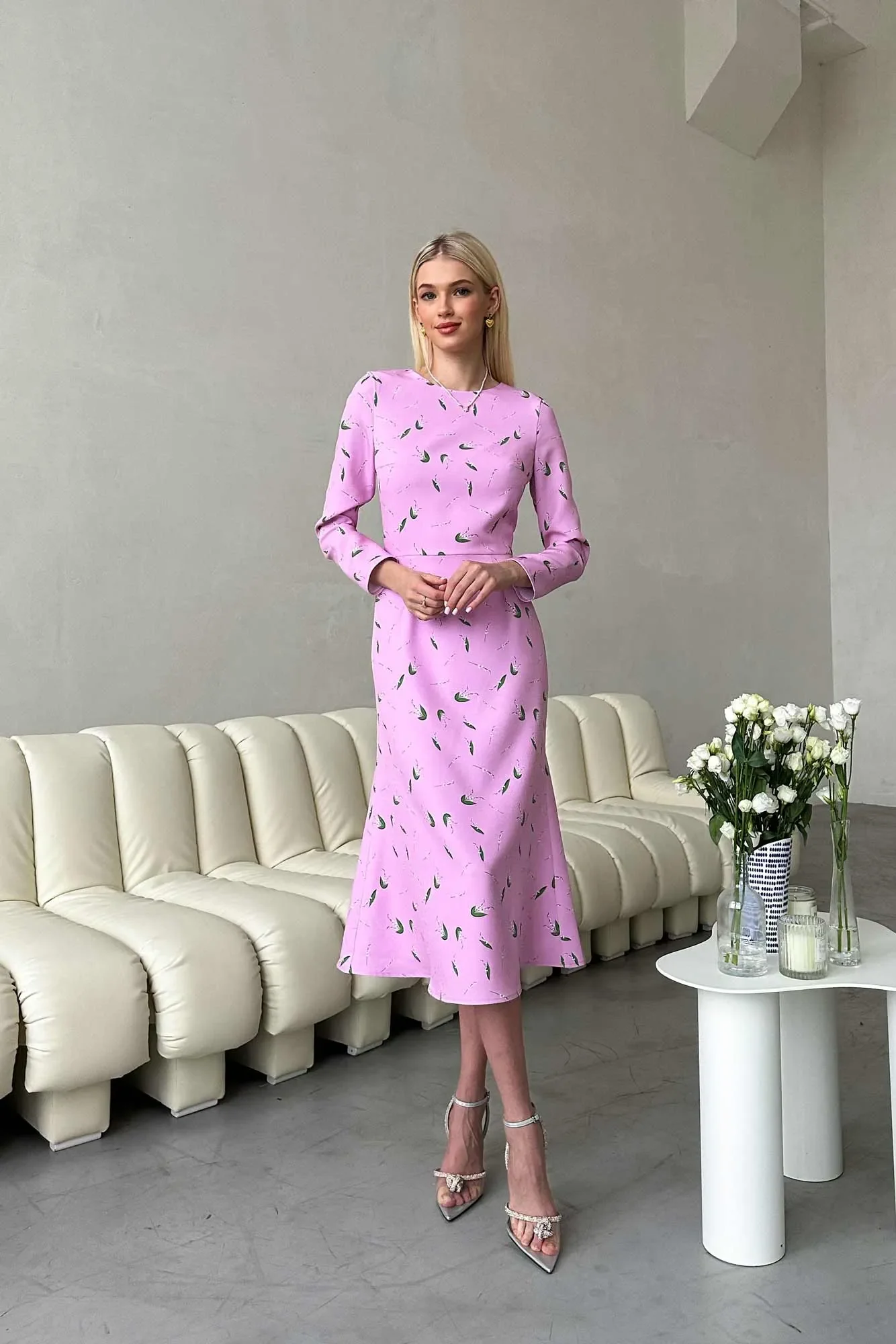 Godet Silhouette Long Sleeve Midi Dress