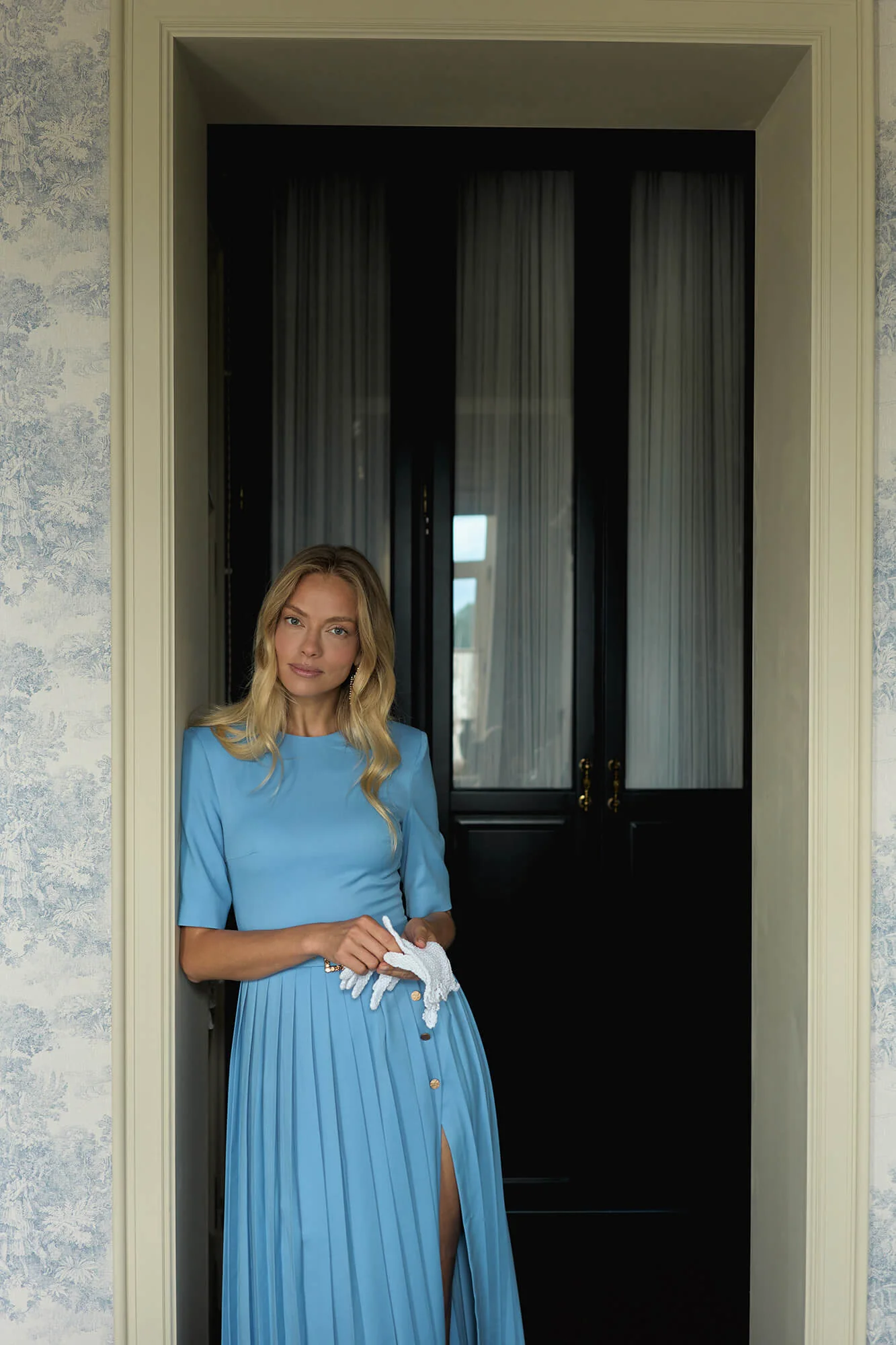 Short Sleeve Pleated Midi Dress