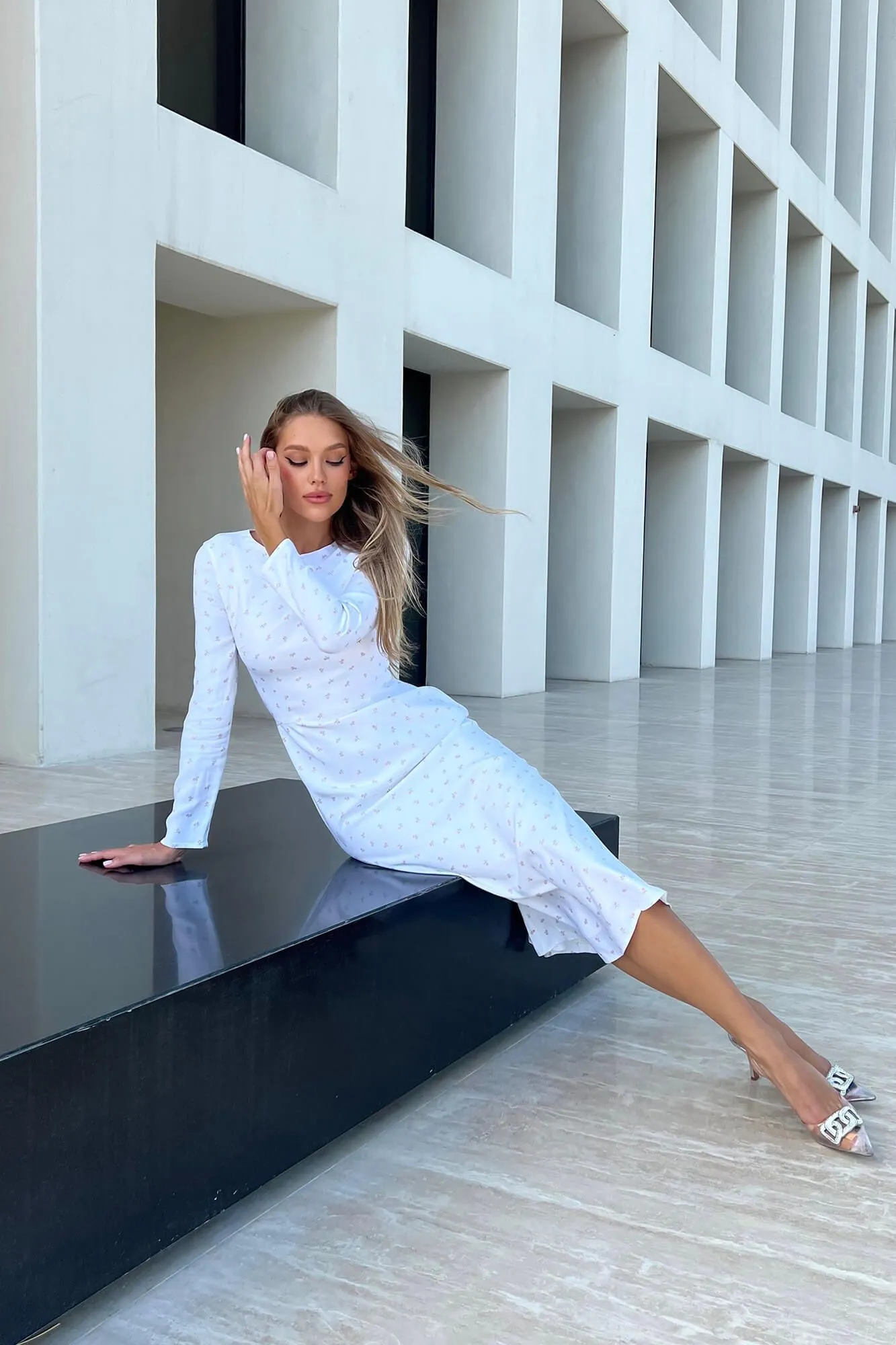 Godet Silhouette Long Sleeve Midi Dress