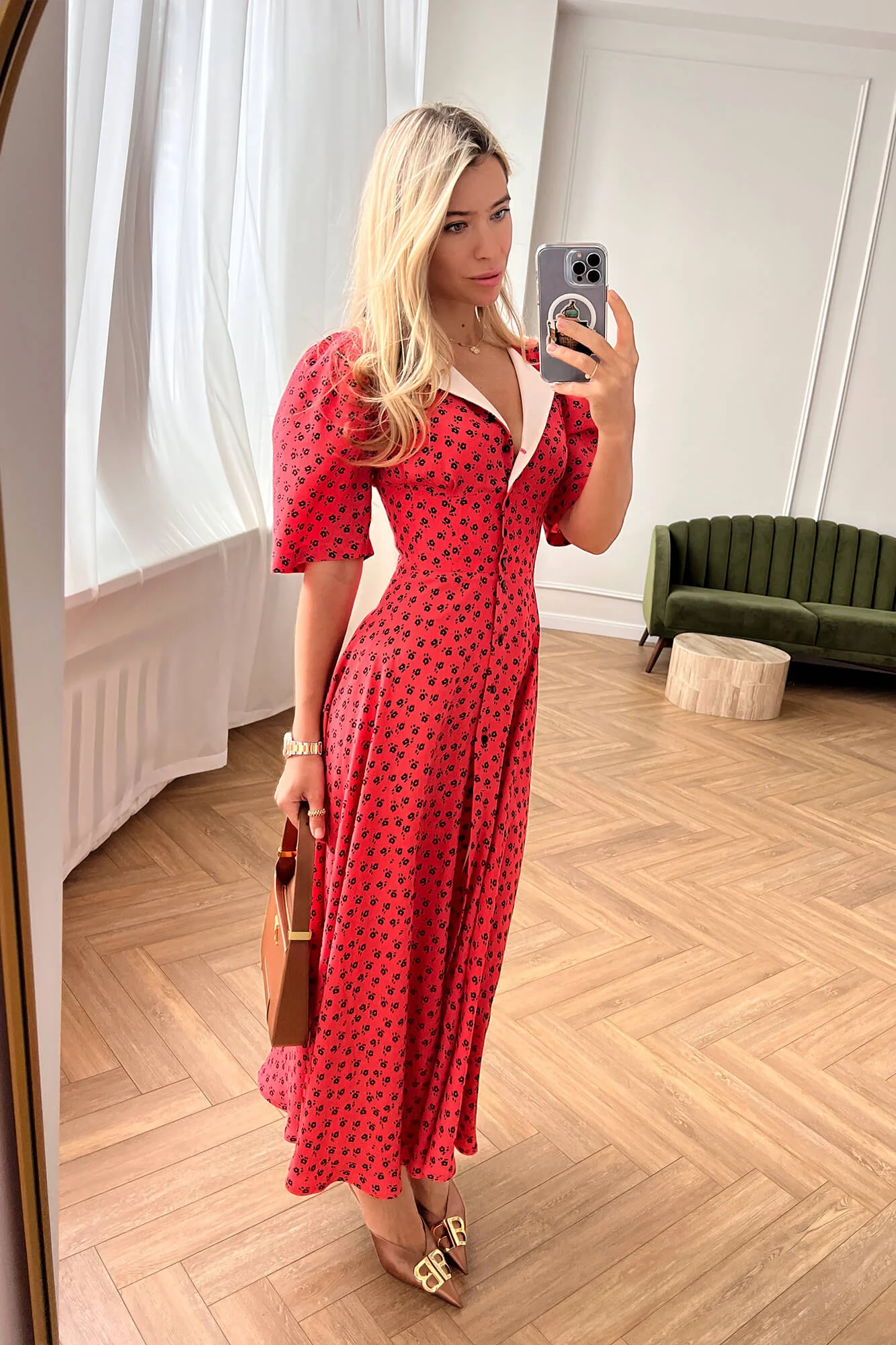 Short Sleeve Buttoned Midi Dress