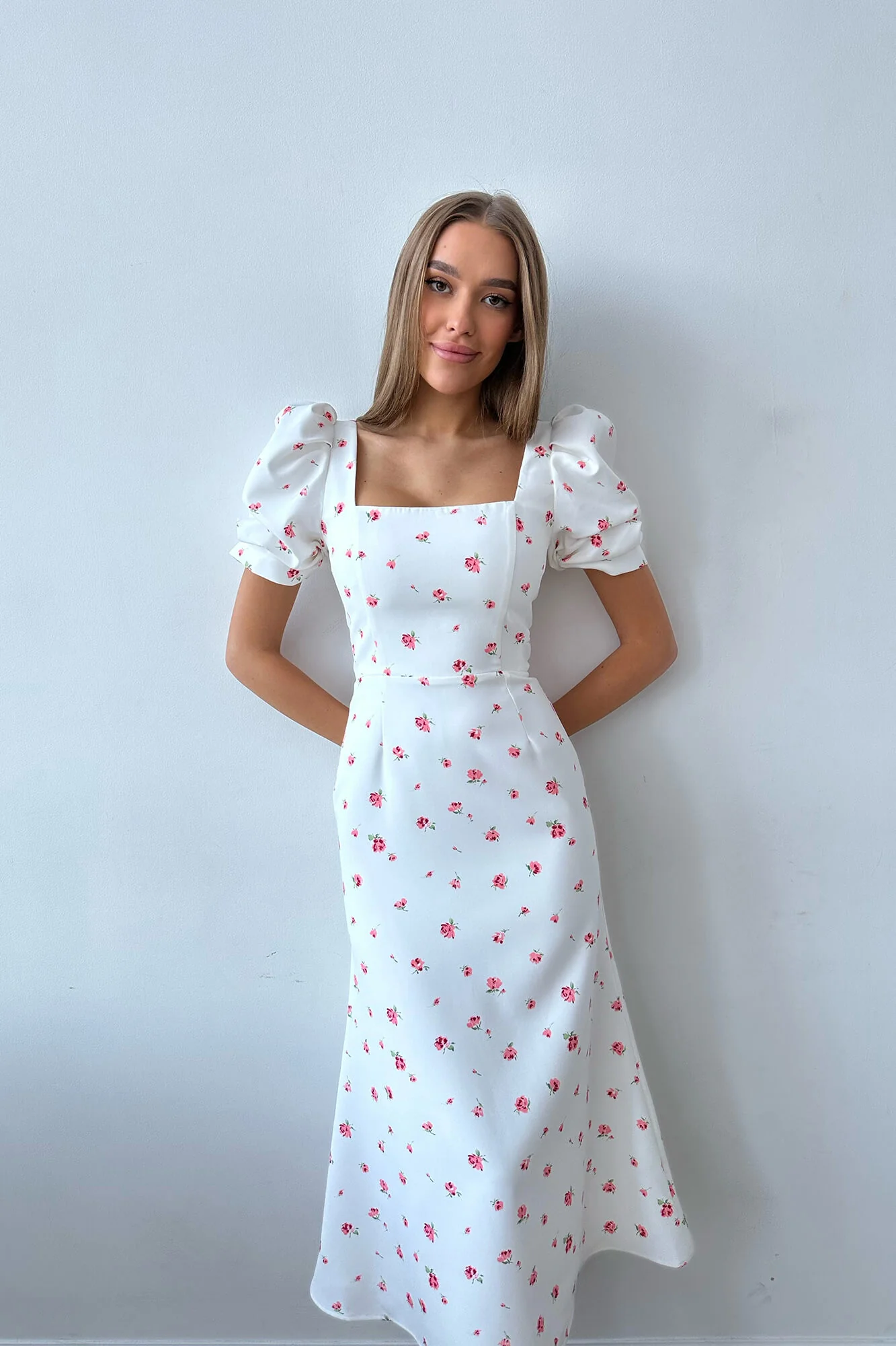 Godet Silhouette Square Neck Midi Dress