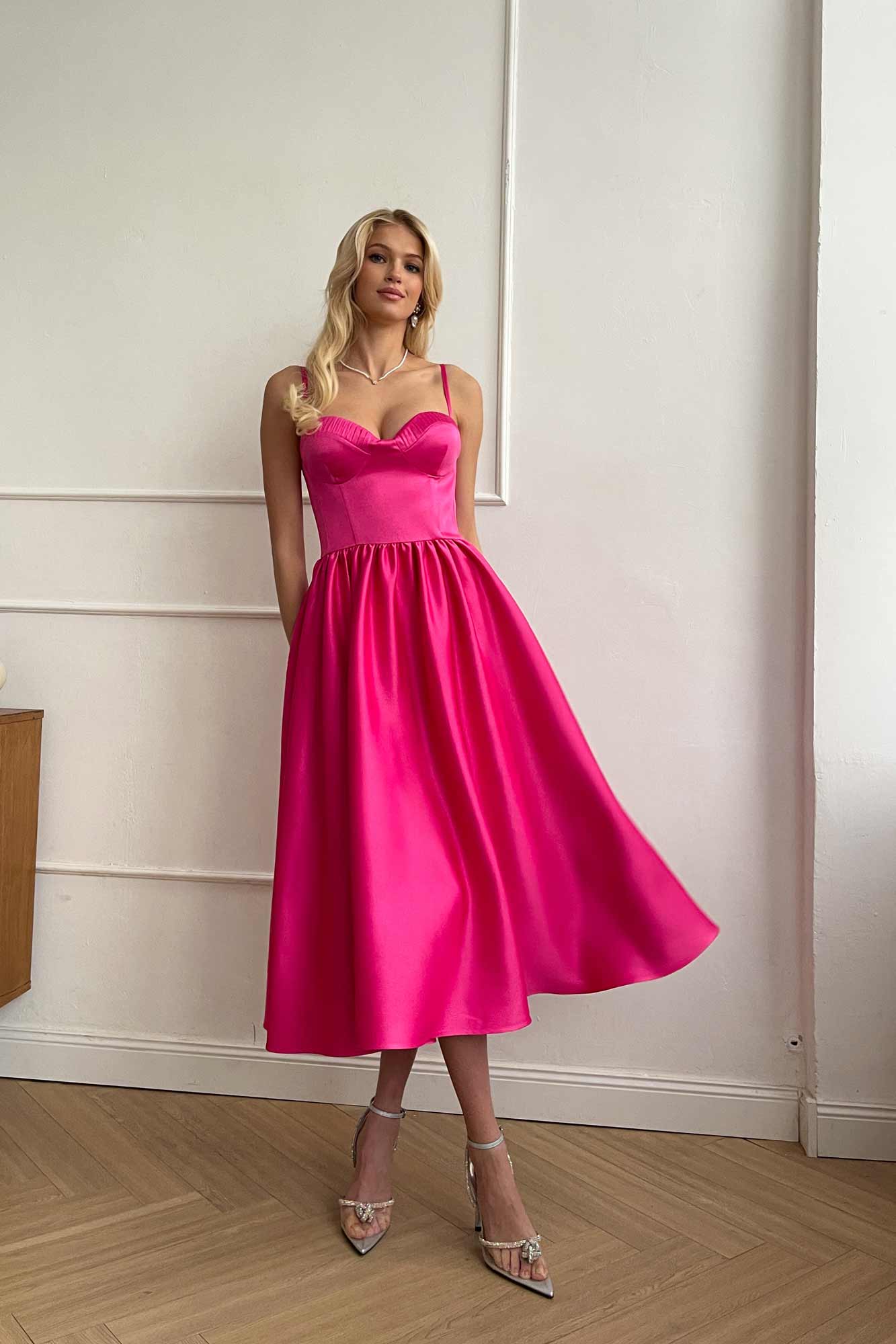 Bustier Pleated Bust Cups Midi Dress