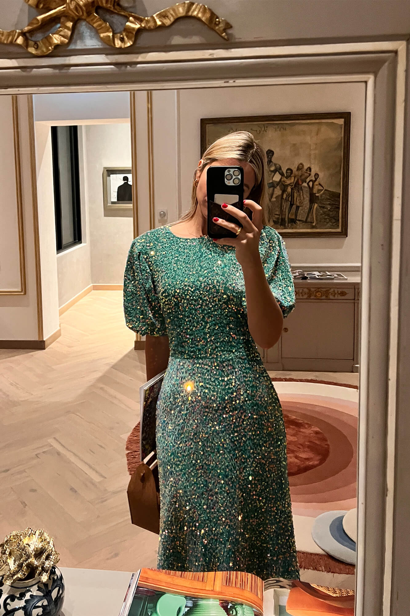 Sequin Decorated Velvet Puff Sleeve Midi Dress