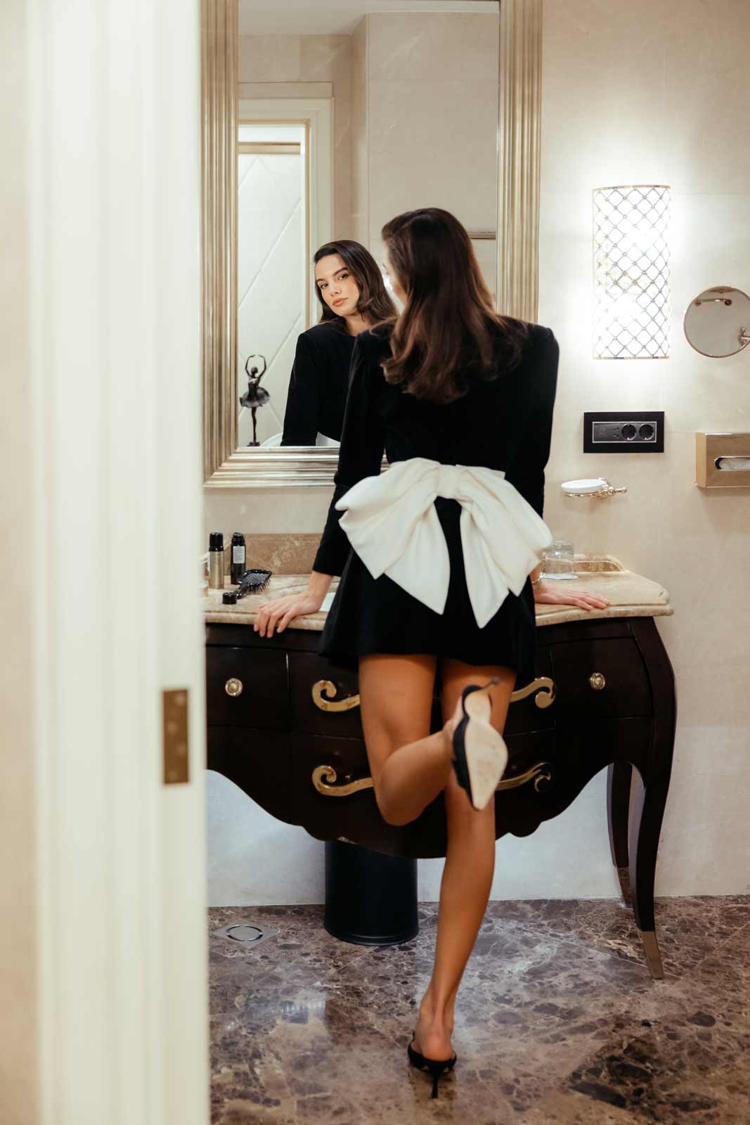 Velvet Mini dress with removable bow belt