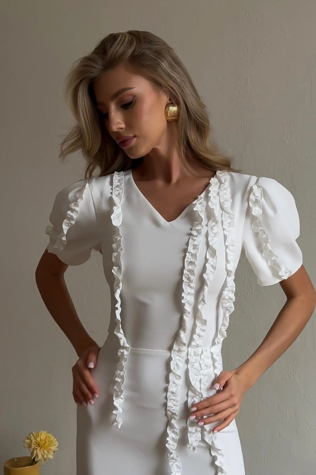 Short Sleeve Ruffle Detail Midi Dress